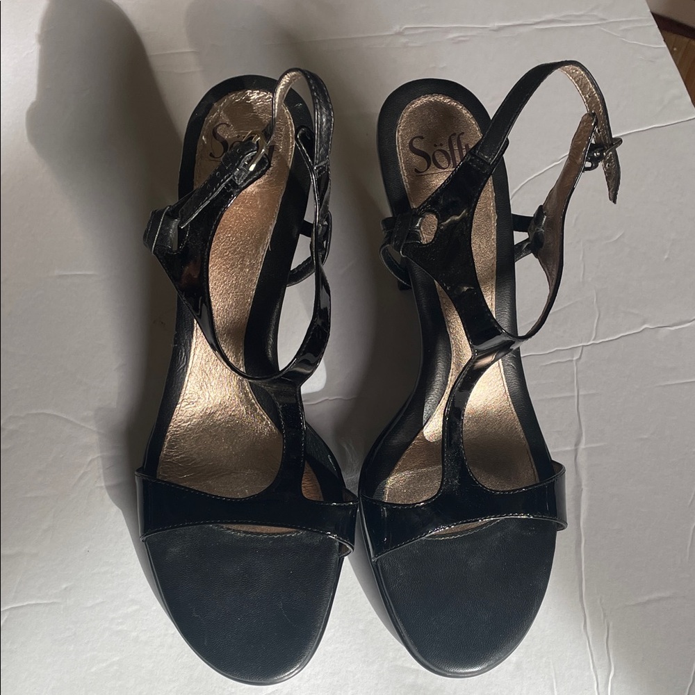 Sofft Black Patent T-Strap Heeled Sandals